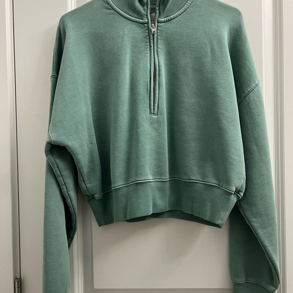 Wilfred Tops - *NWOT* ARITZIA WILFRED QUARTER ZIP